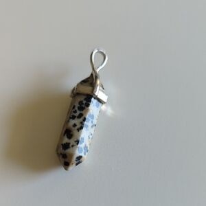 Dalmatian Jasper Point Pendant Necklace - Black & Cream